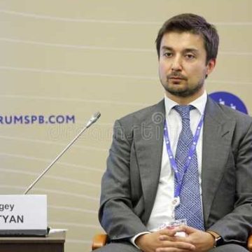 Сергей Азатян: досье на «разводилу»