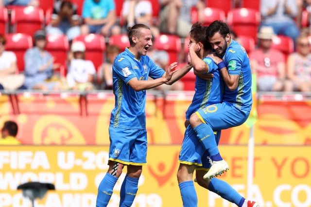 Украина (U-20) обыгрывает Колумбию и выходит в полуфинал чемпионата мира